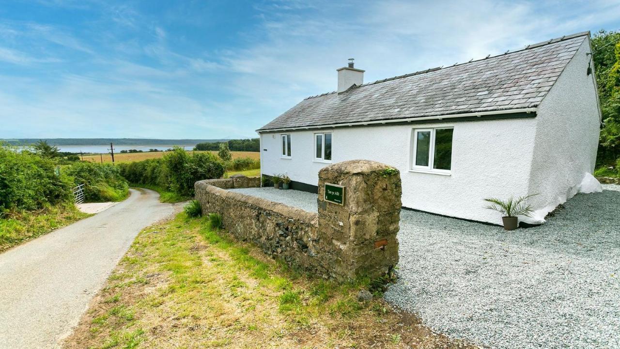 Tan Yr Allt Llangadwaladr  Esterno foto